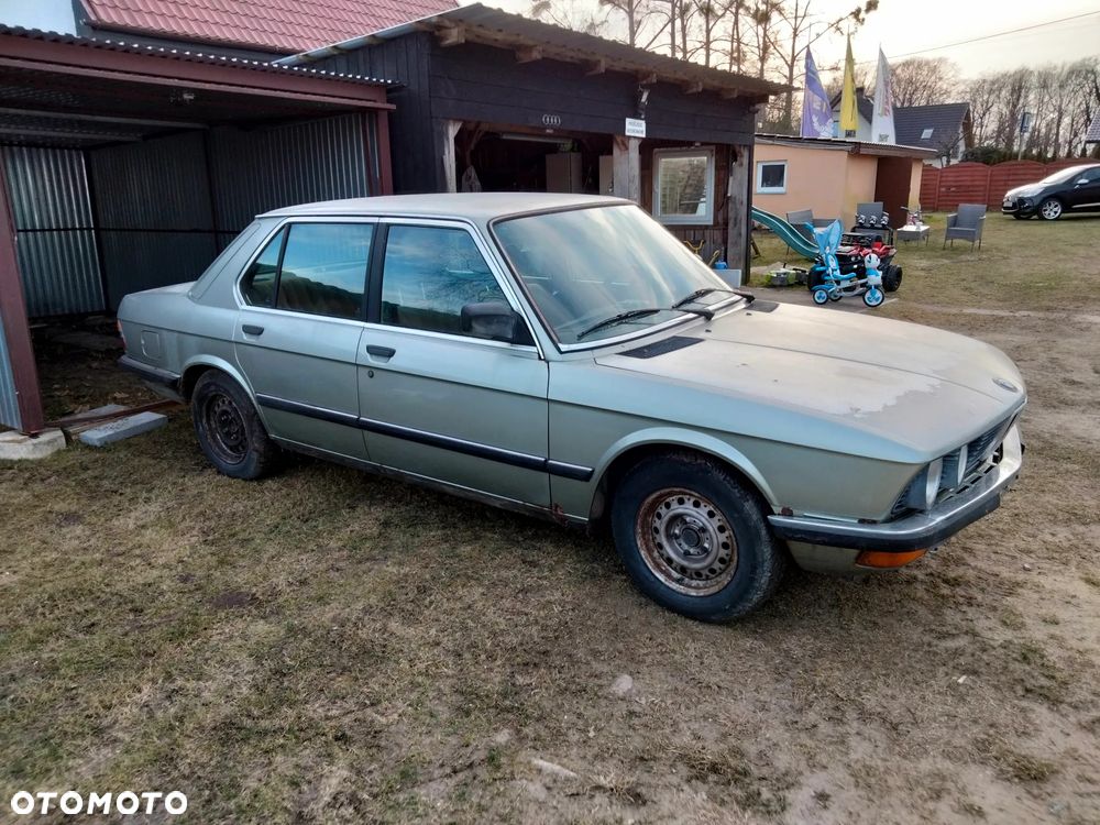 BMW Seria 5 - 1