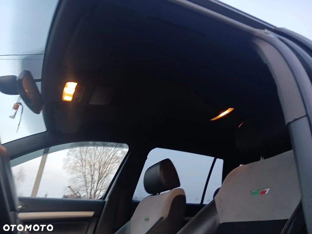 Skoda Octavia 2.0 TSI RS - 17