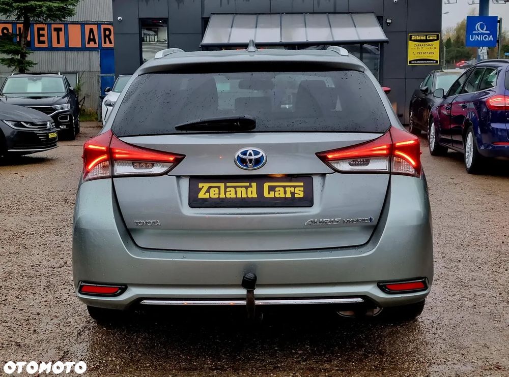 Toyota Auris Hybrid 135 Comfort - 6
