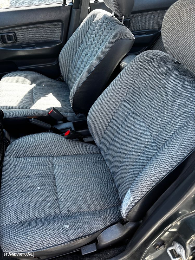 Toyota Corolla Sedan 1.3 XL 12V - 14