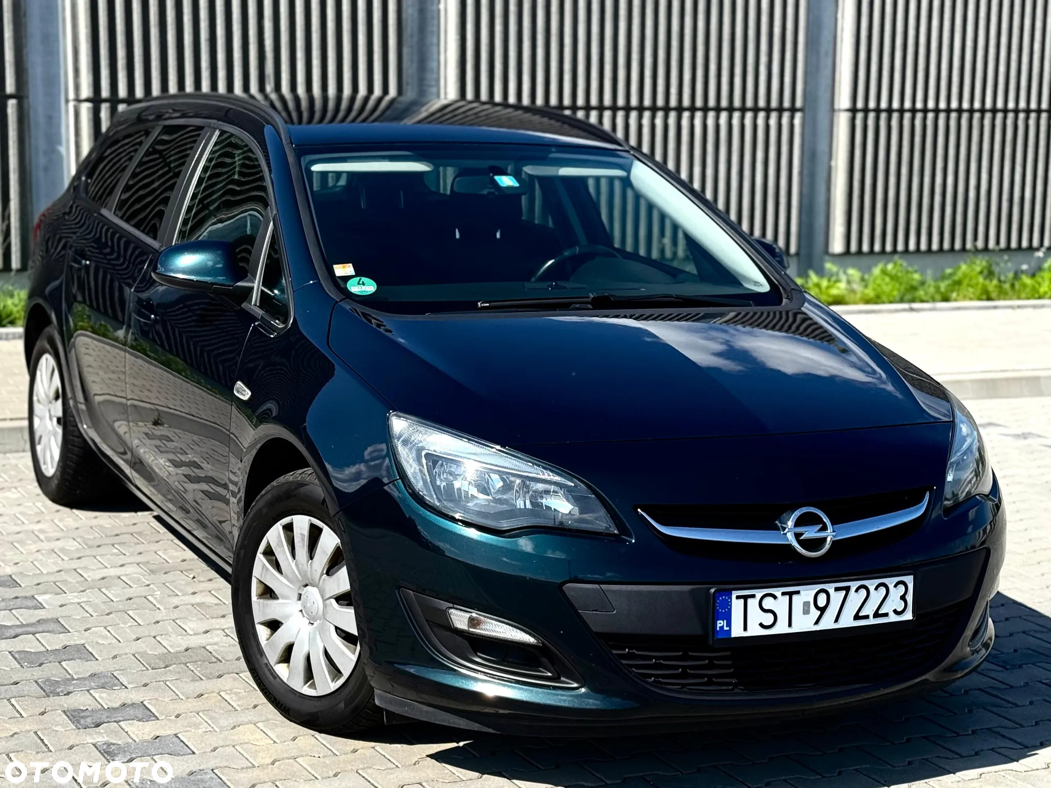 Opel Astra 1.6 CDTI DPF ecoFLEX Start/Stop Exklusiv - 2
