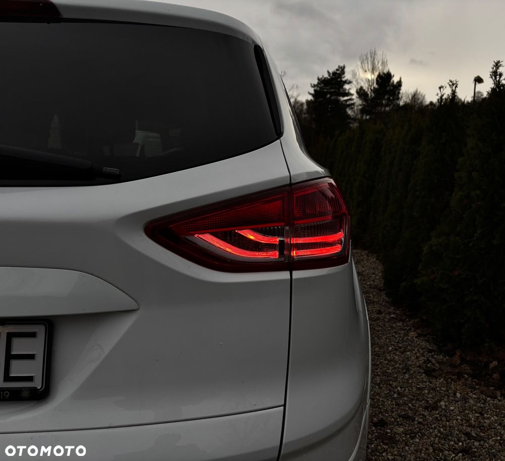 Ford Kuga 2.0 TDCi 4x4 Individual - 6