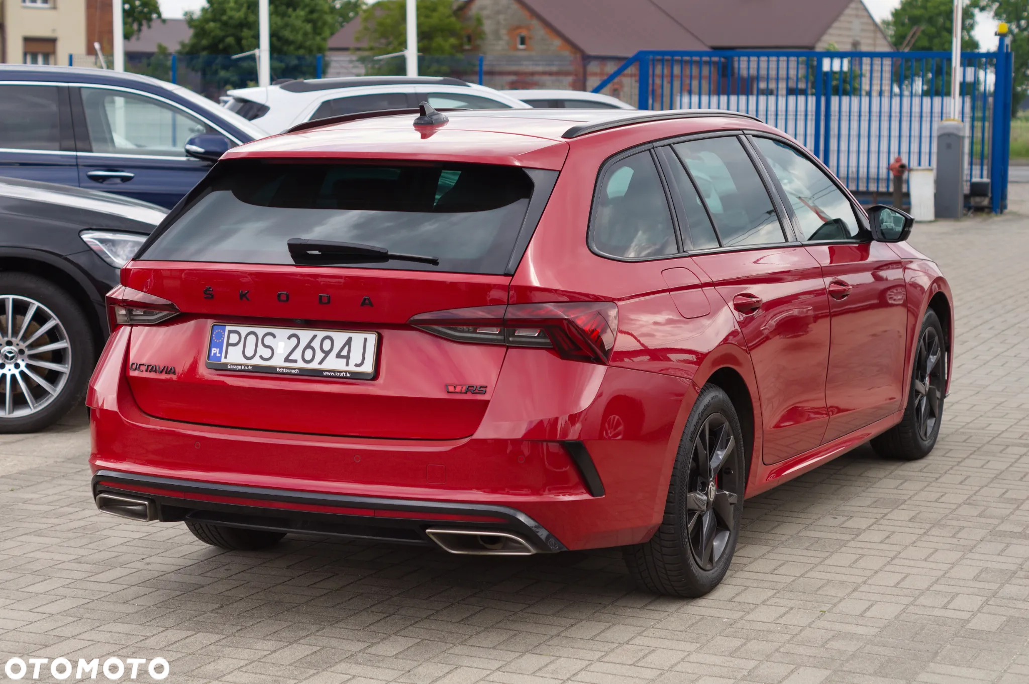 Skoda Octavia Combi 2.0 TSI DSG RS - 4