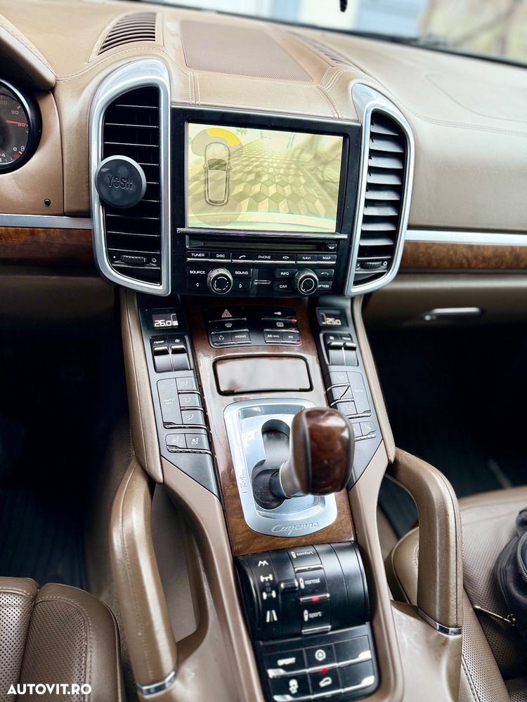 Porsche Cayenne Diesel Platinum Edition - 6