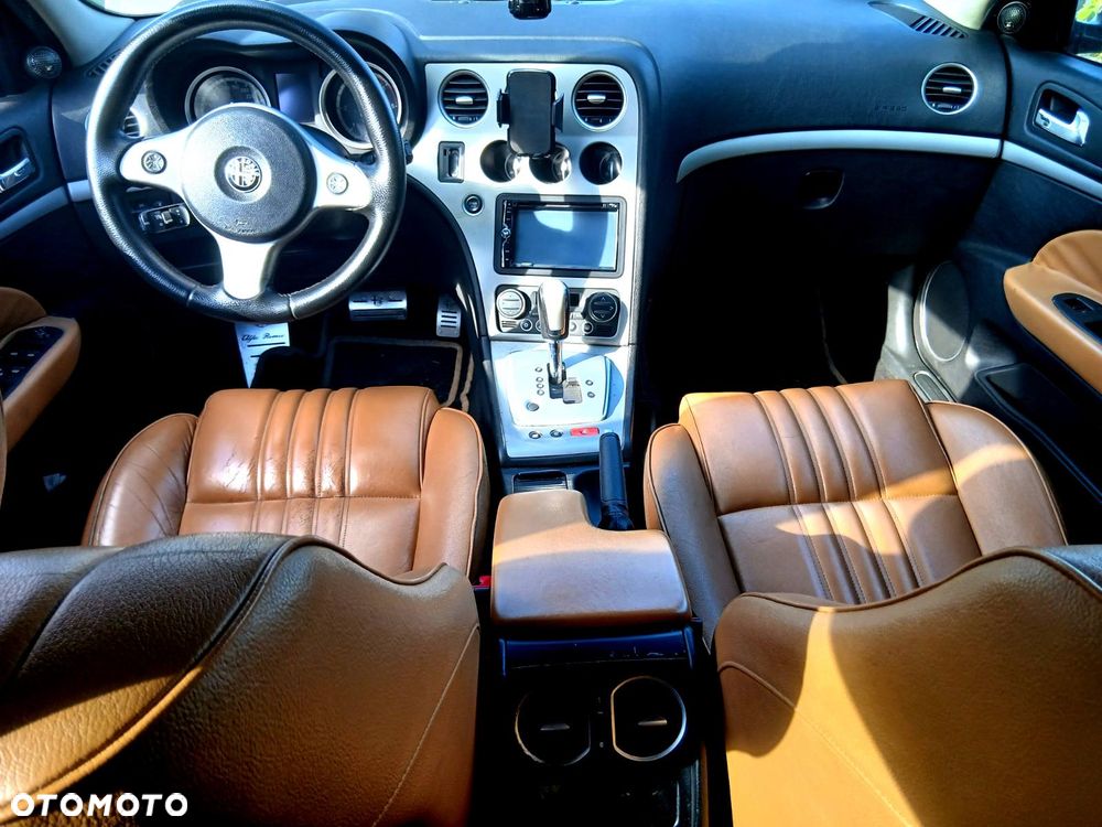 Alfa Romeo 159 1.9JTDM Q-Distinctive - 6