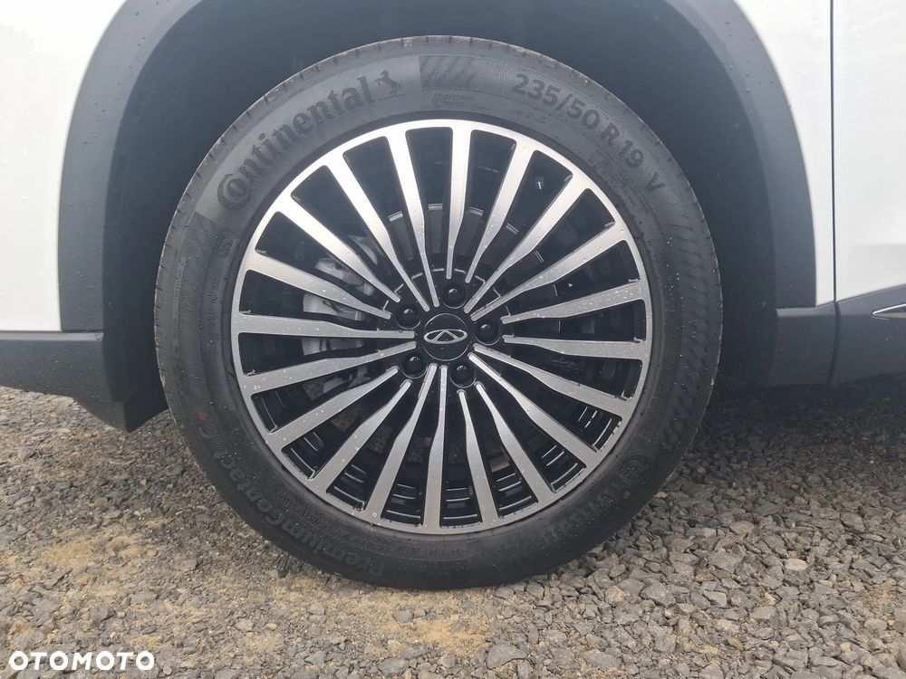 Chery Tiggo 8 1.6 T-GDI Comfort DCT - 18