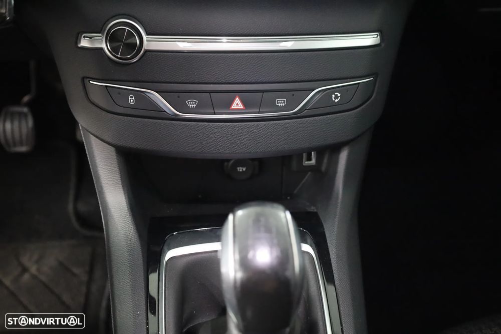 Peugeot 308 SW BlueHDi 100 Stop & Start Nível 1 Business-Line - 9