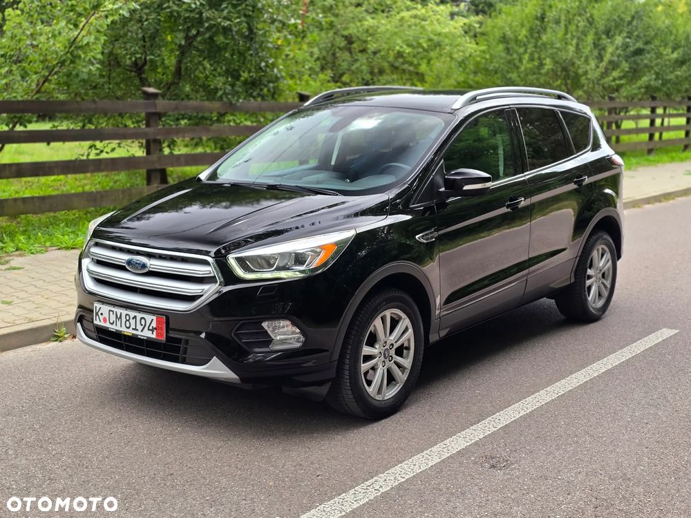 Ford Kuga 1.5 EcoBoost 2x4 Titanium - 11