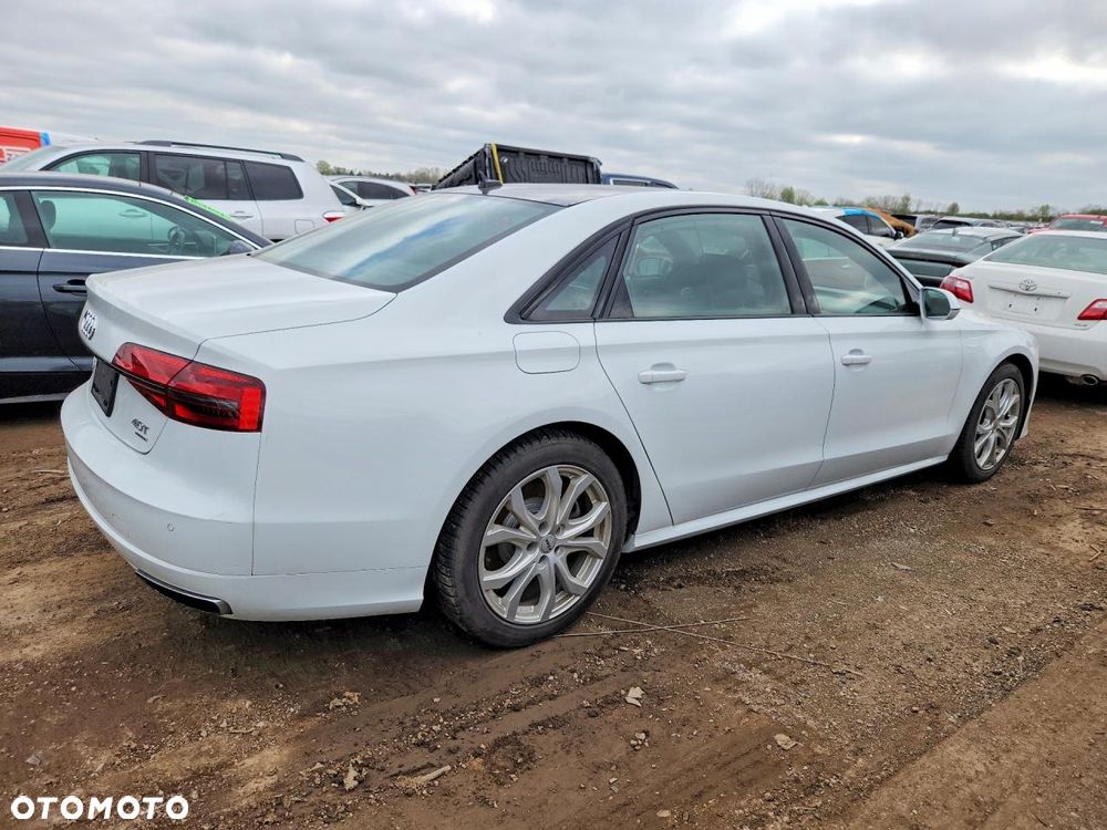 Audi A8 - 3