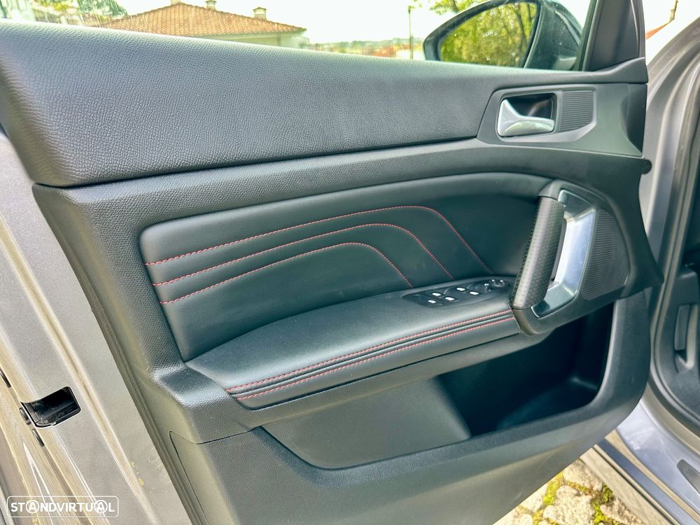 Peugeot 308 SW 1.5 BlueHDi GT EAT8 - 26