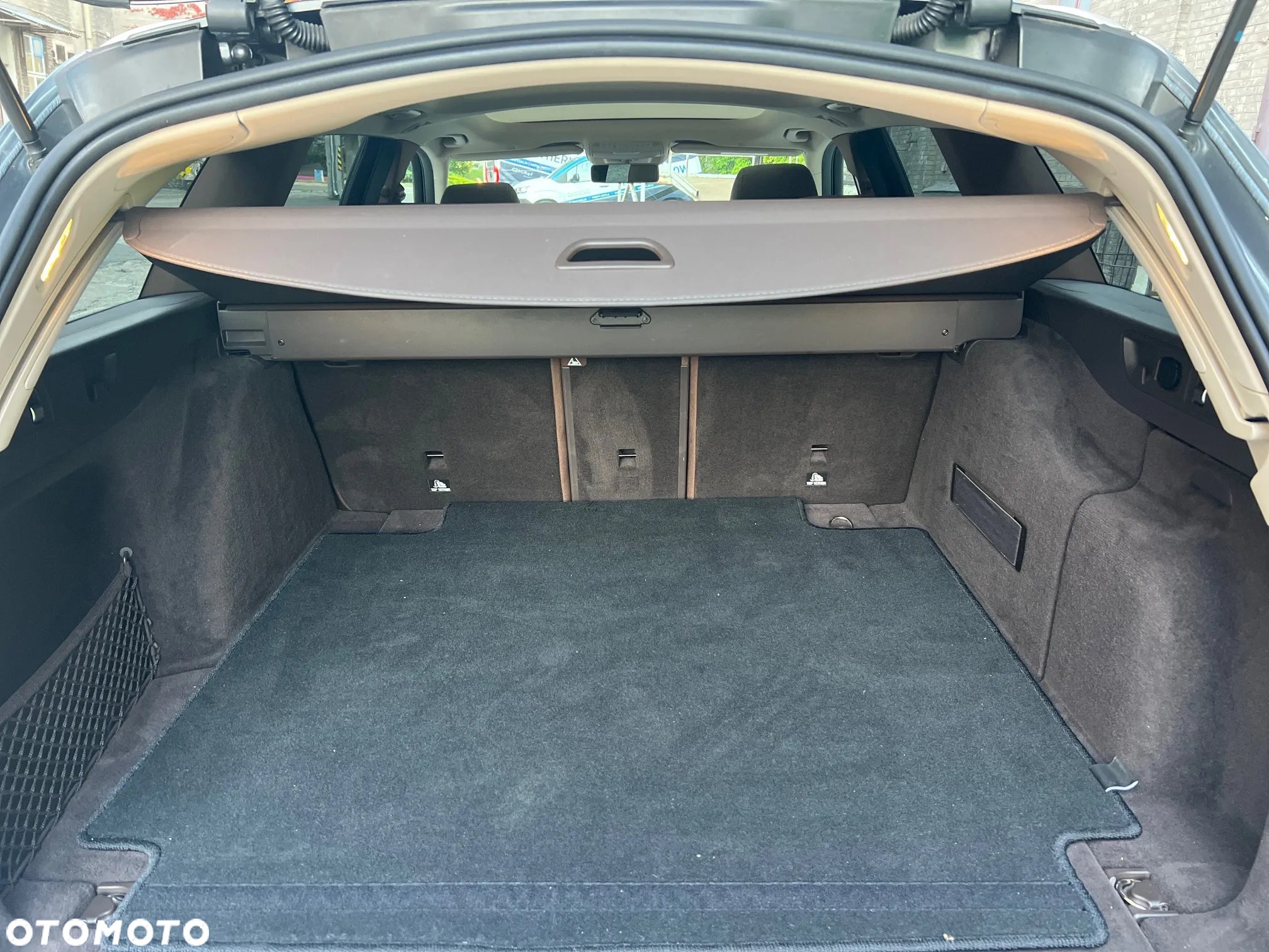 Mercedes-Benz Klasa E 220 d 4-Matic All-Terrain - 14