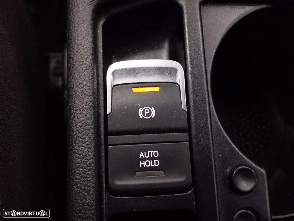 VW Touran 1.6 TDI Confortline - 31
