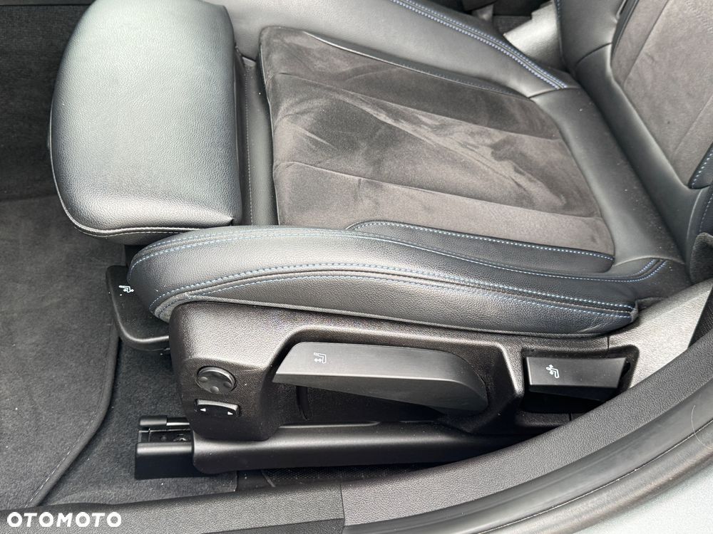 BMW Seria 3 320d xDrive M Sport sport - 24