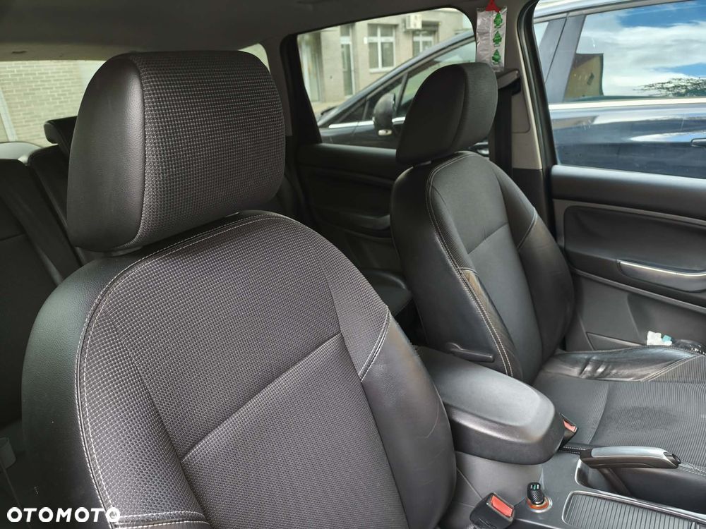 Ford C-MAX - 11