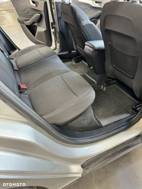 Ford Focus - 11