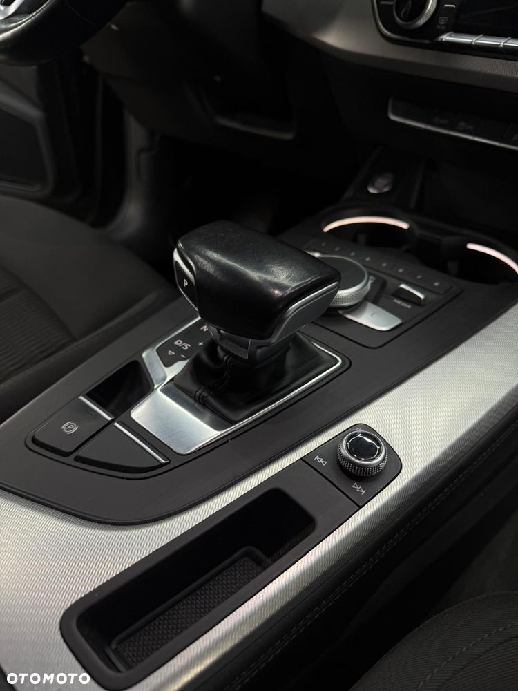 Audi A4 Avant 2.0 TDI S tronic - 20