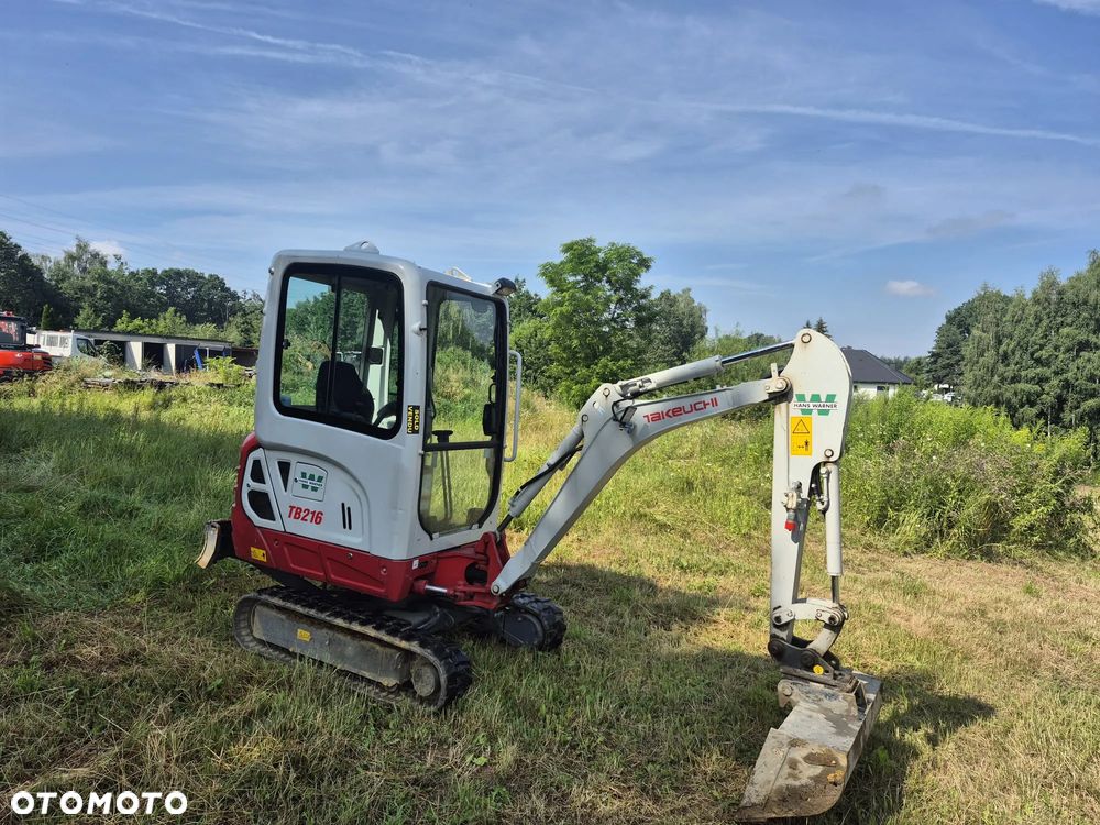 Takeuchi TB216 - 11