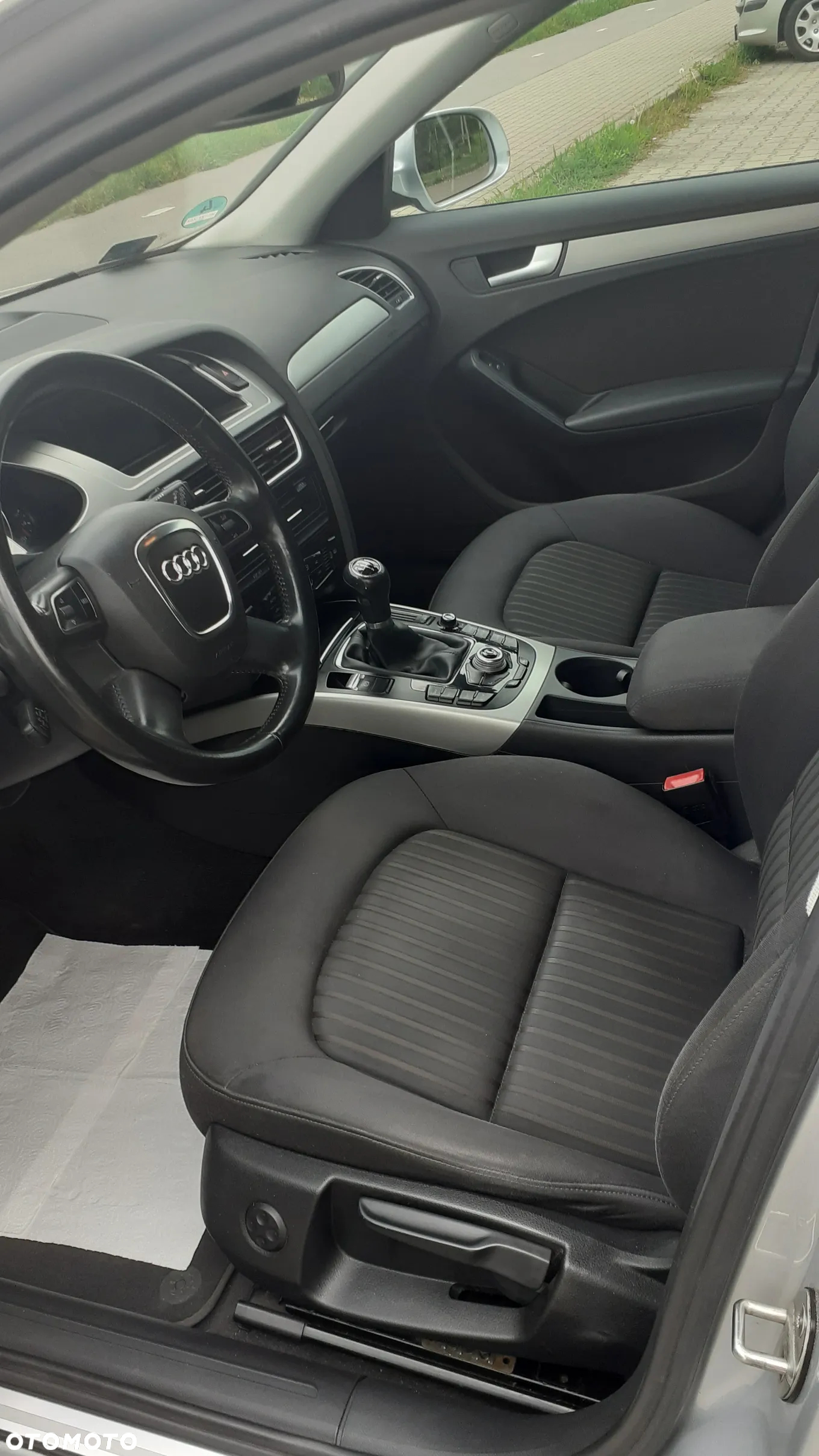 Audi A4 Avant - 13