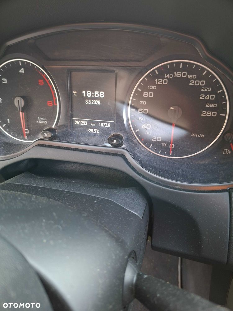 Audi Q5 2011 photo 3