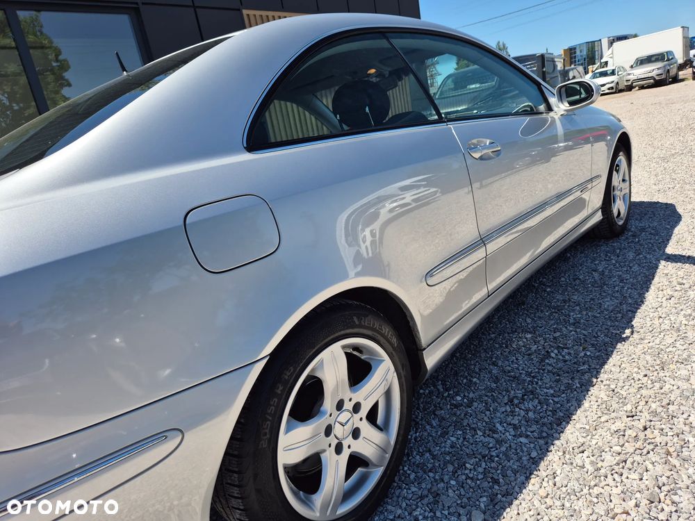 Mercedes-Benz CLK 240 Avantgarde - 22