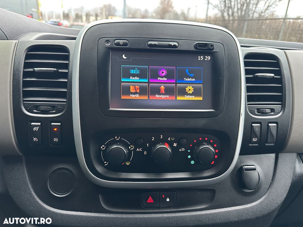 Renault Trafic - 24