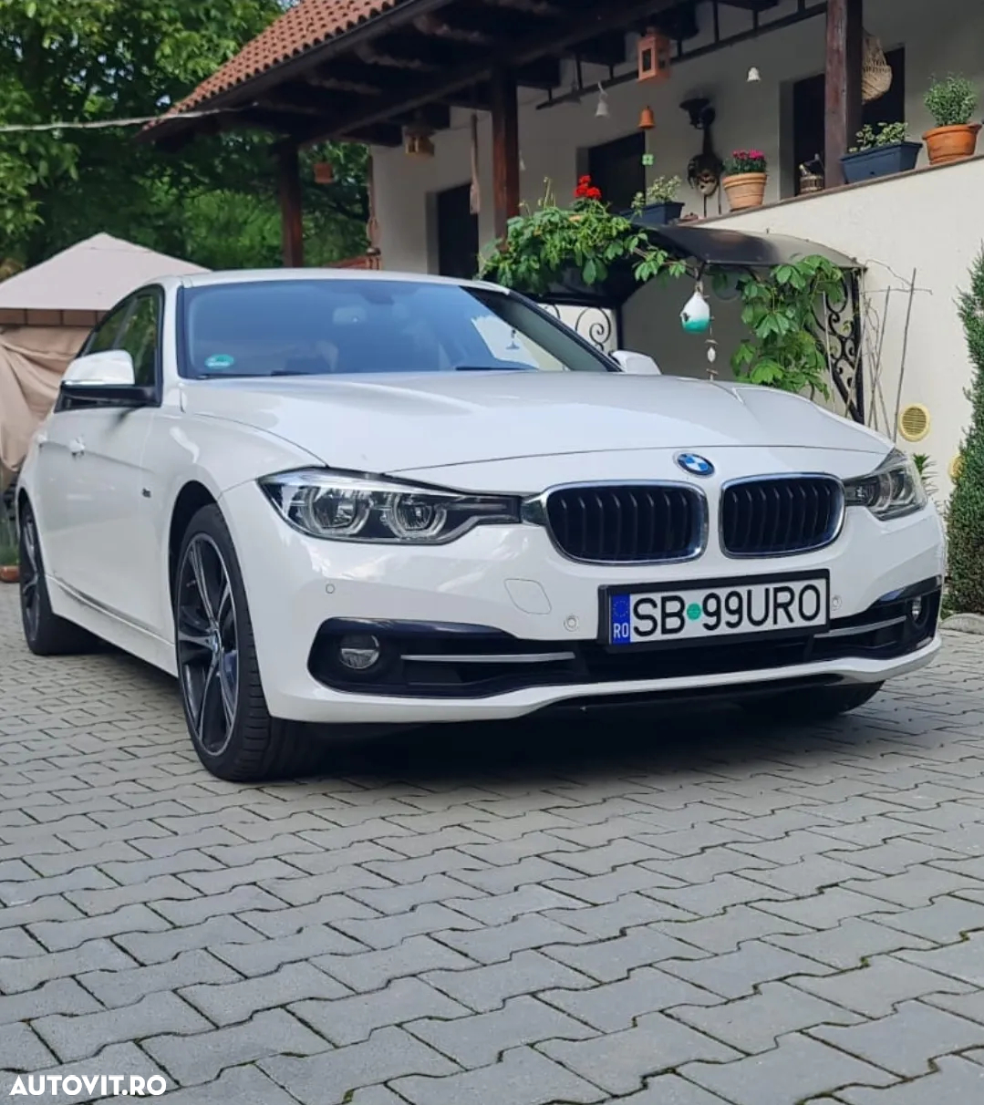 BMW Seria 3 330d Touring xDrive Aut. Advantage - 2