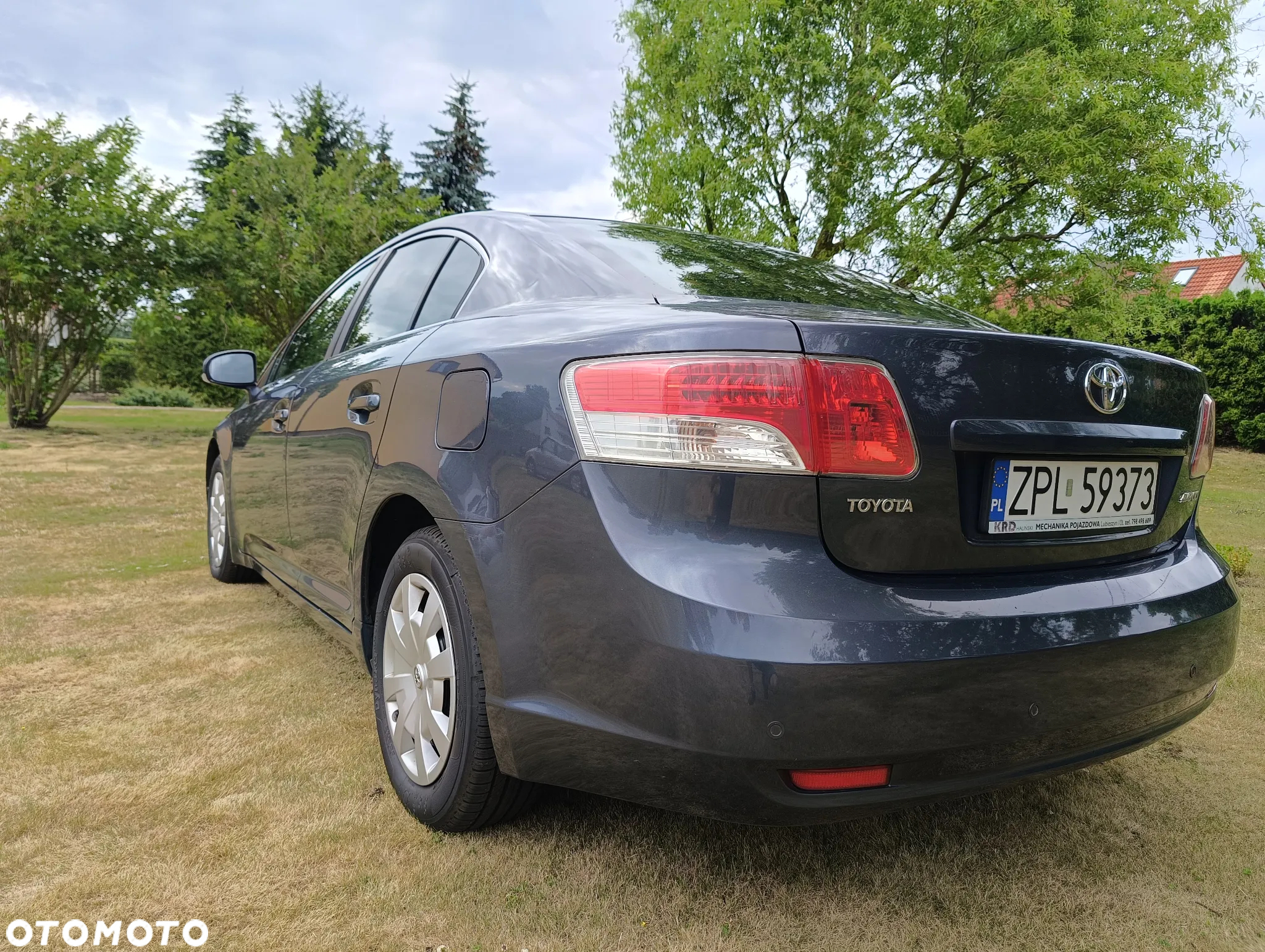 Toyota Avensis 1.8 Sol EU5 - 9
