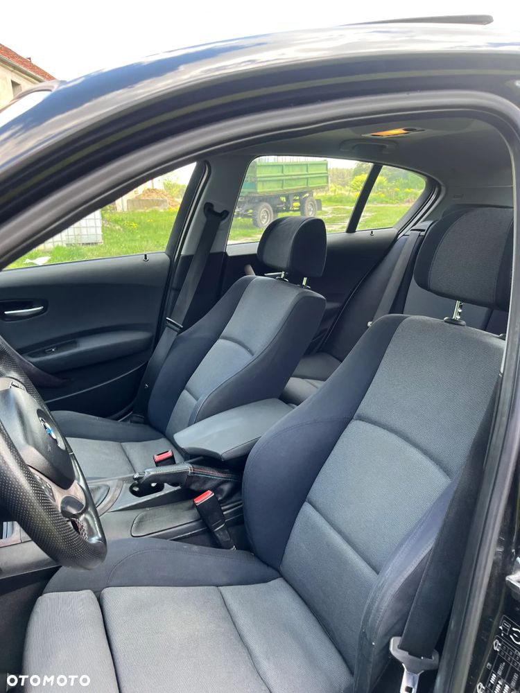 BMW Seria 1 120i - 16