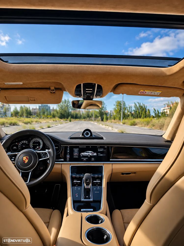 Porsche Panamera - 15