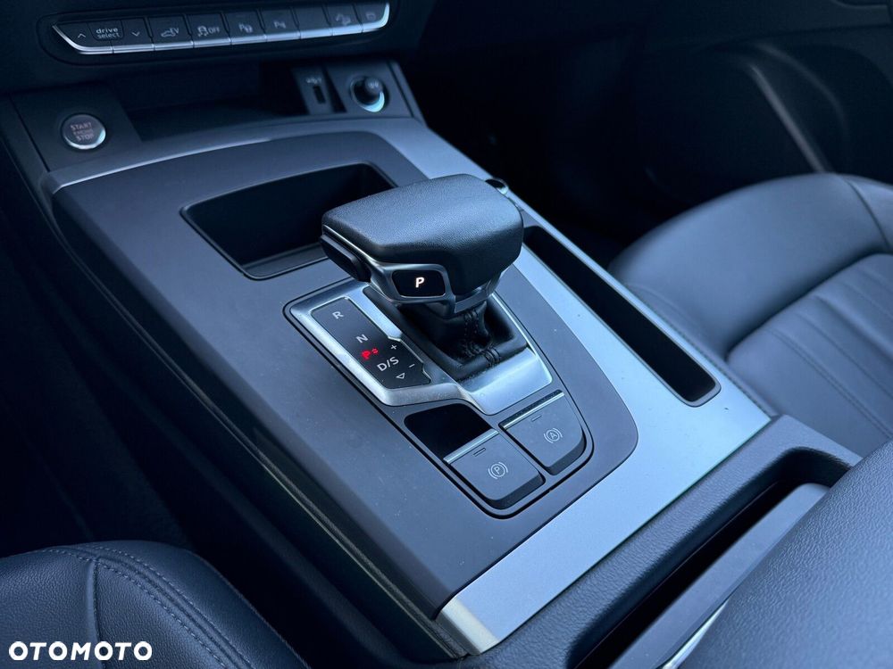 Audi Q5 Sportback - 25