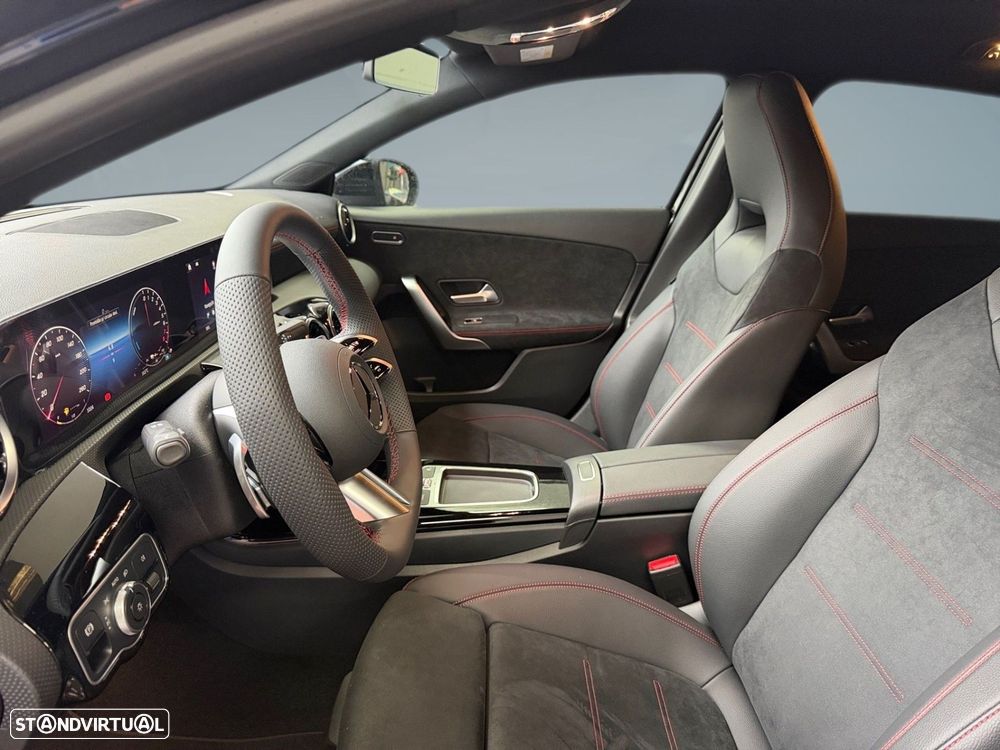 Mercedes-Benz A 250 e - 12