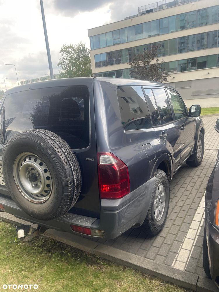 Mitsubishi Pajero 2005 photo 2
