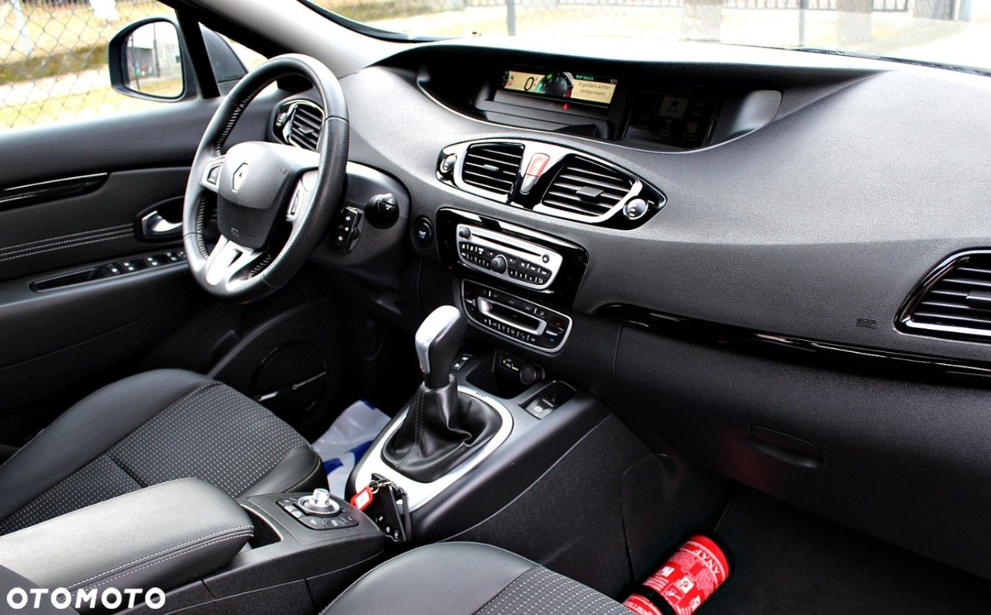 Renault Scenic - 17