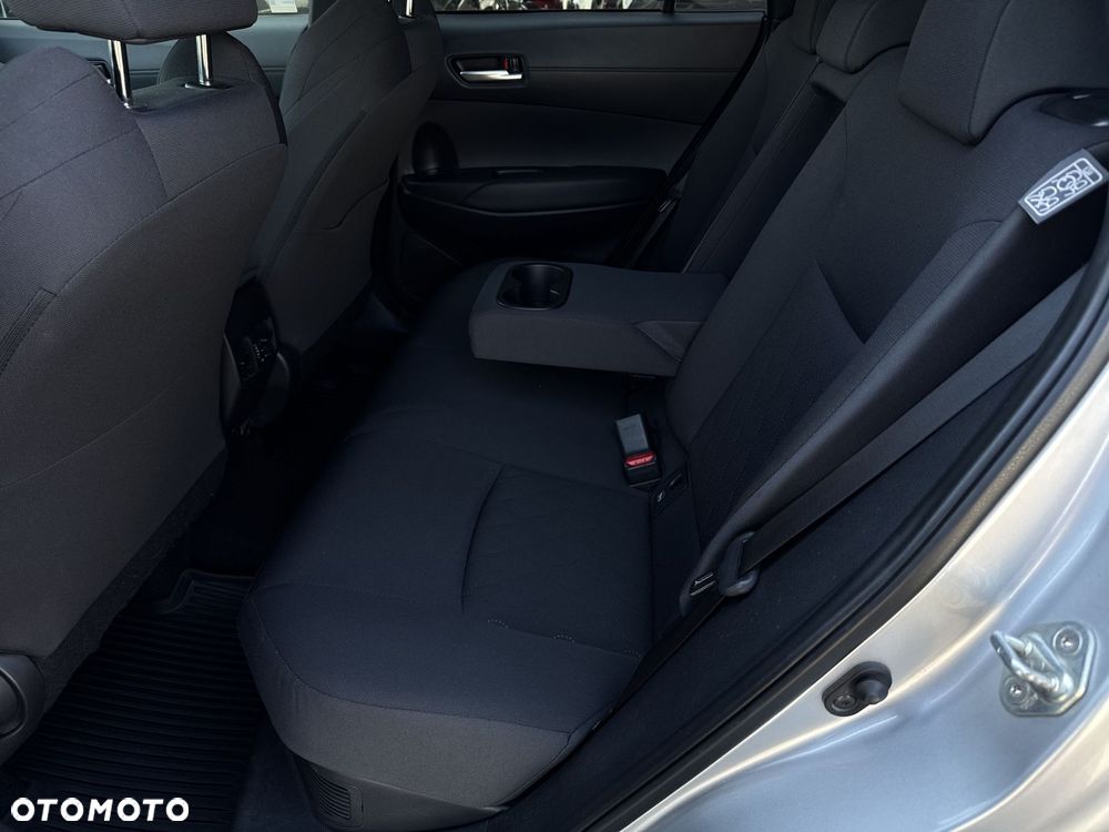Toyota Corolla Cross - 24