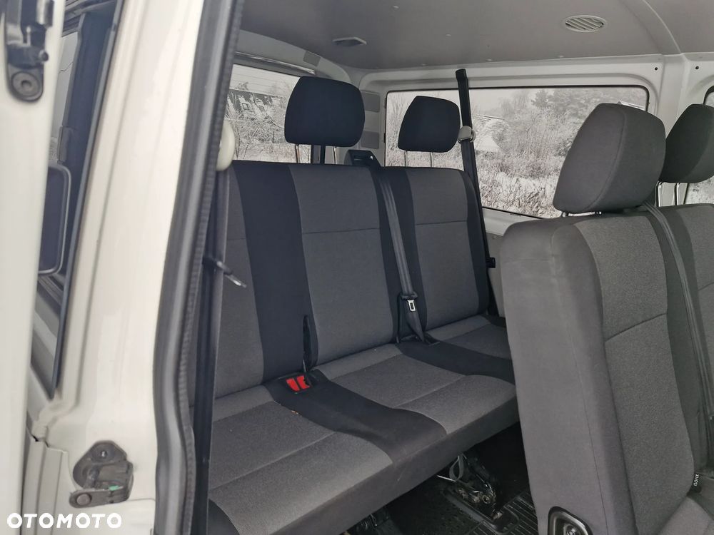 Volkswagen Transporter L2H1 Plus Trendline - 12