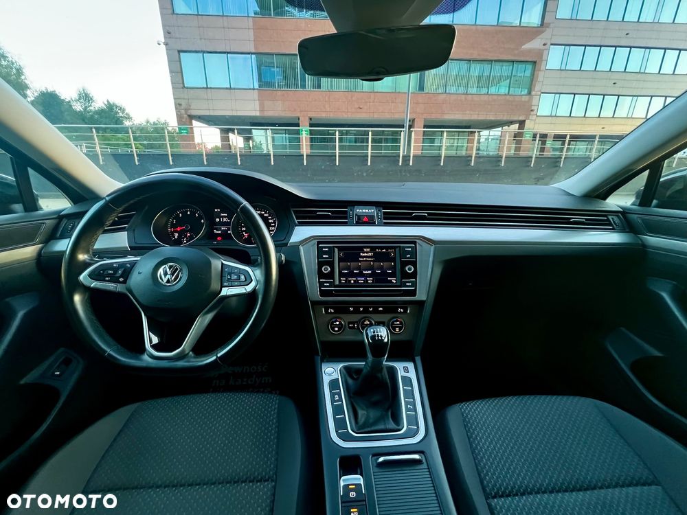 Volkswagen Passat 1.5 TSI EVO Essence - 12