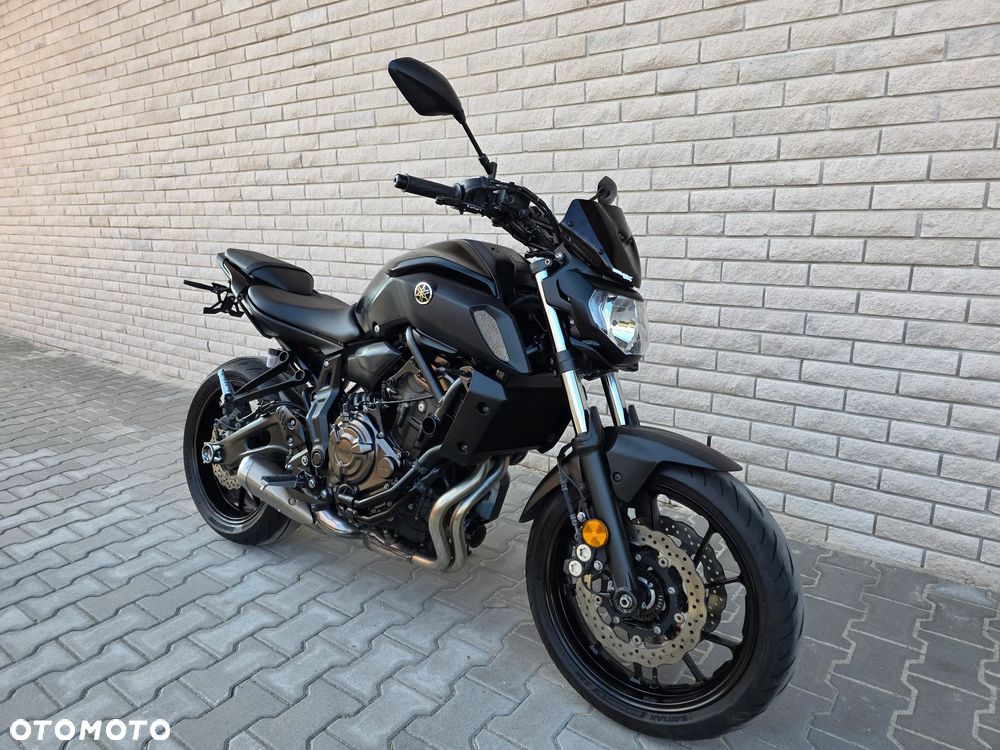 Yamaha MT - 8