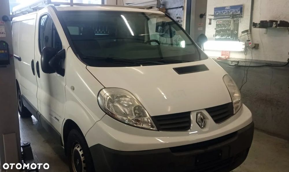 Renault Trafic - 1
