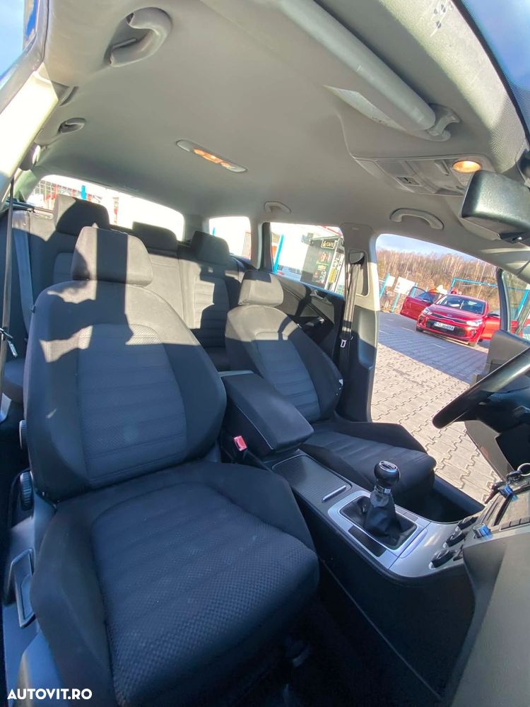 Volkswagen Passat 2.0 TDI Comfortline DPF - 6