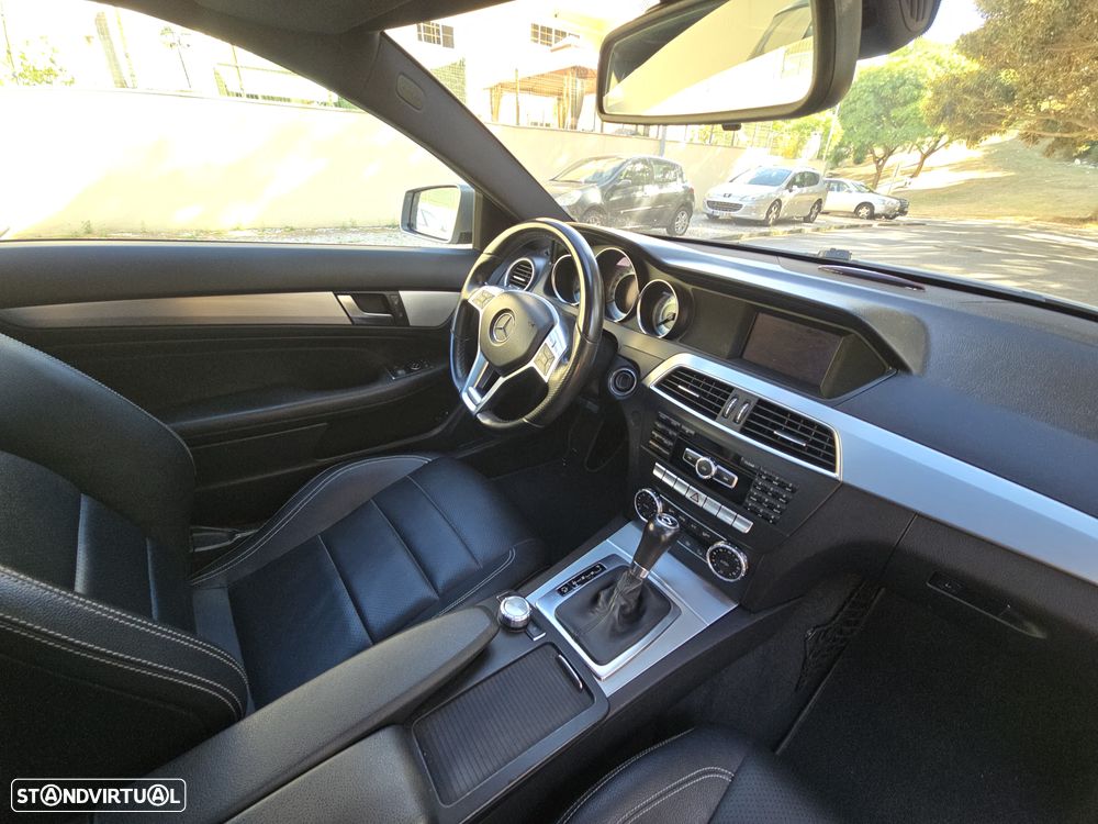 Mercedes-Benz C 250 CGi BE - 17