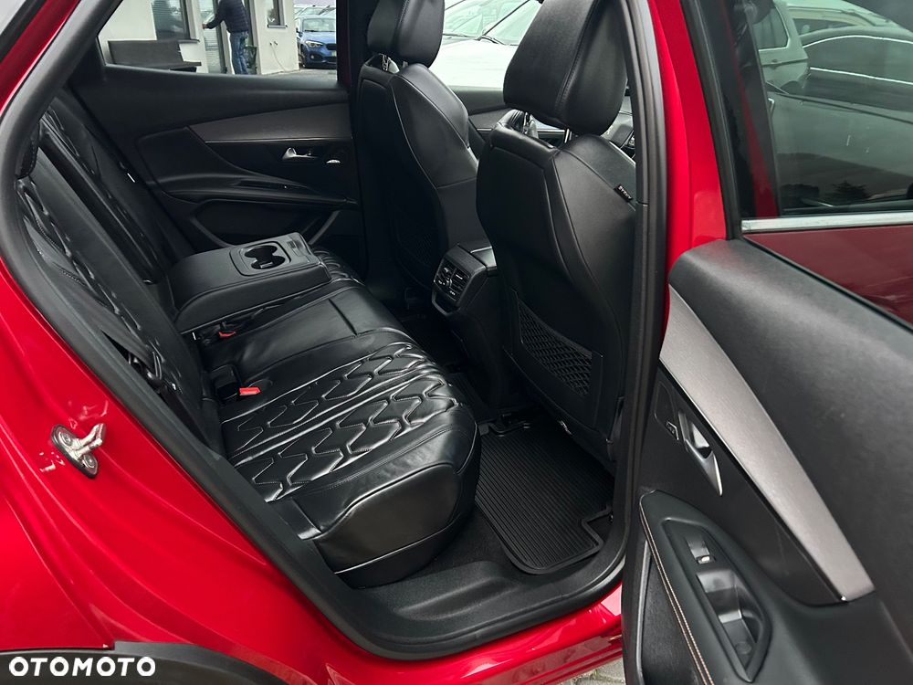 Peugeot 3008 Plug-In Hybrid 195 e-DSC7 GT - 28