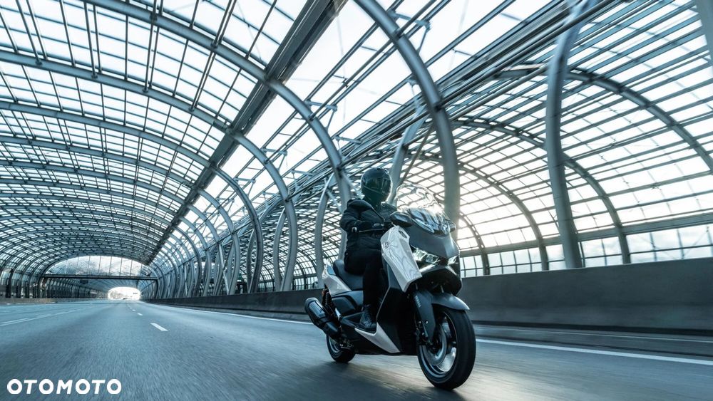 Yamaha X-max - 6