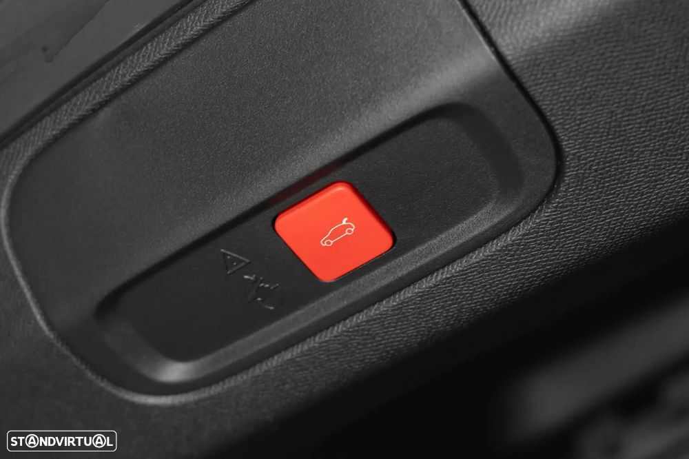 Peugeot 408 1.6 Hybrid GT e-DCS7 - 42