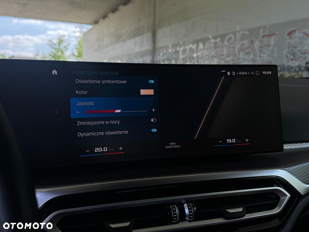 BMW M4 Competition M xDrive sport - 36