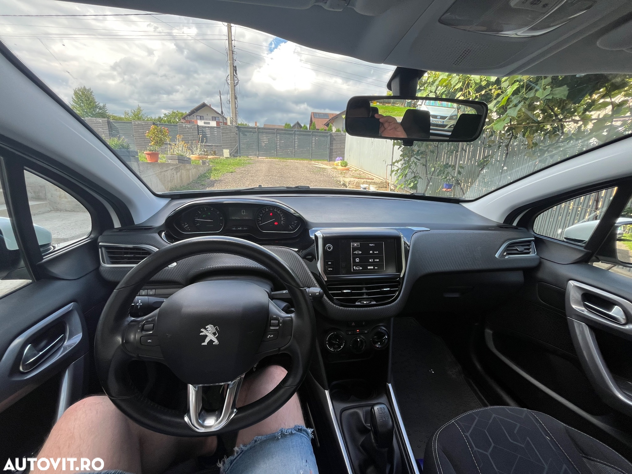 Peugeot 2008 1.2 PureTech Turbo Active - 17
