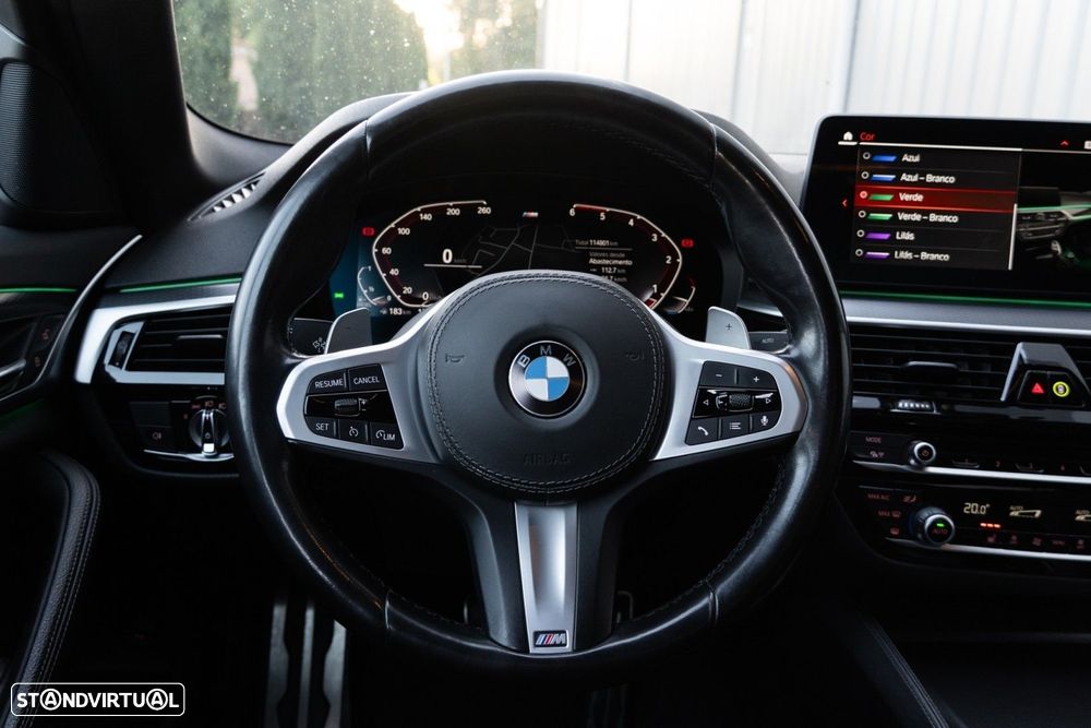 BMW 520 d ED Pack M - 12