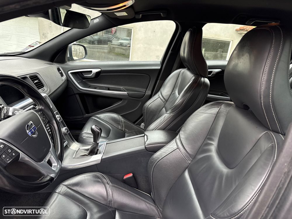 Volvo V60 2.0 D4 R-Design - 7