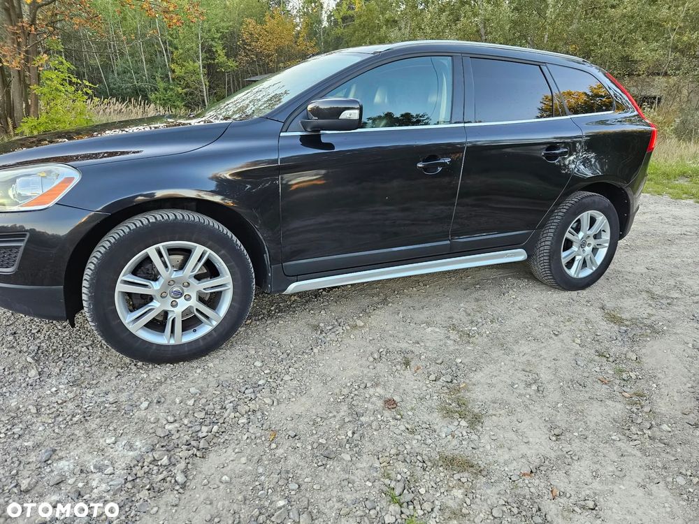 Volvo XC 60 - 4