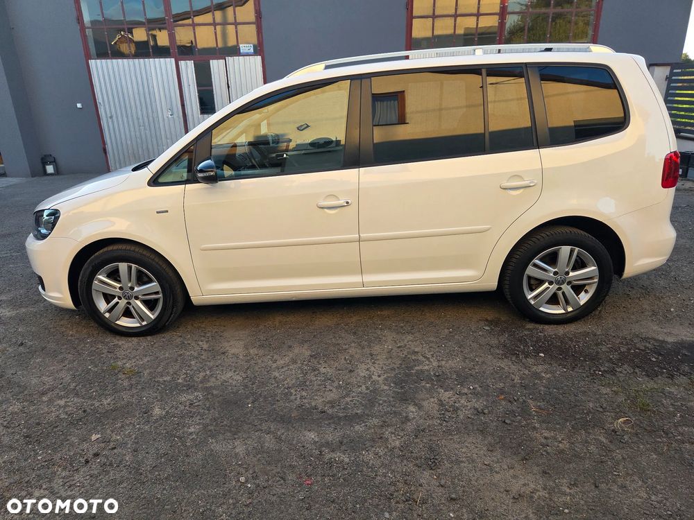 Volkswagen Touran 1.6 TDI DPF DSG MATCH - 5