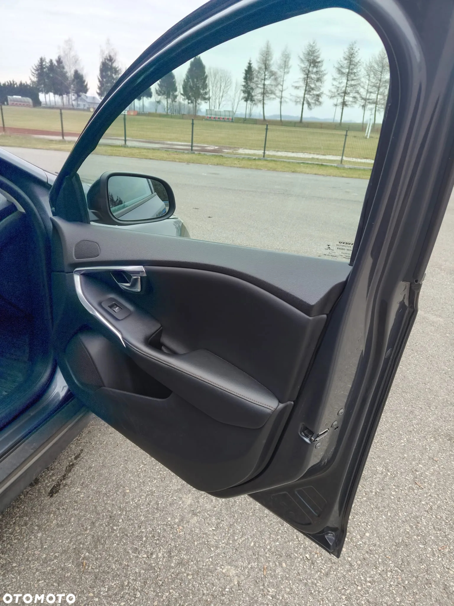 Volvo V40 D3 Momentum - 23